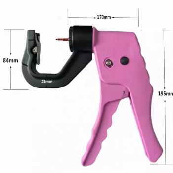 Automatic tag applicator